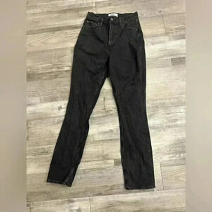 Women’s Abercrombie Ultra High Rise Slim Straight Leg Curve Love